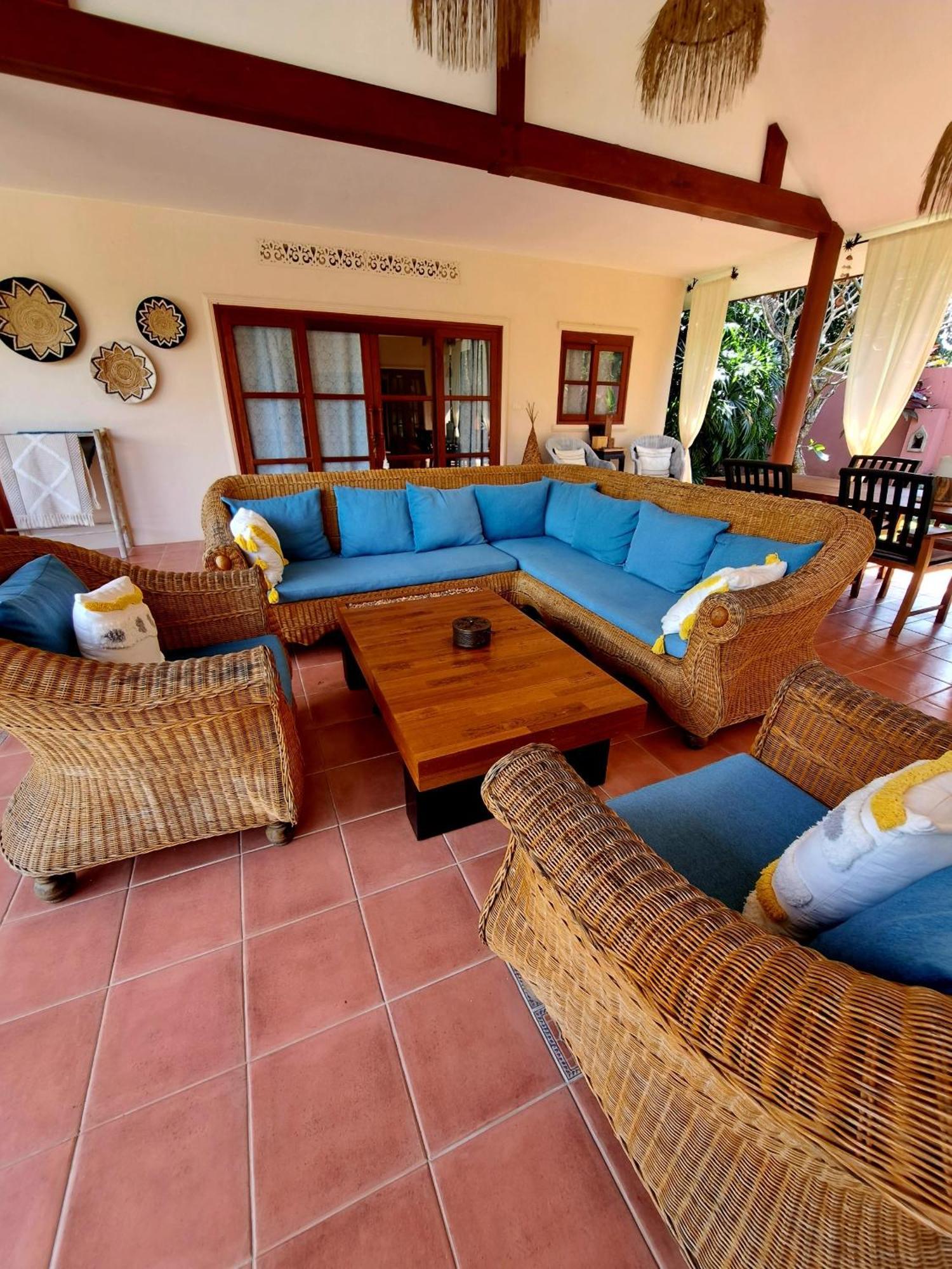 Laura Guest House-Adult Only- Hua Thanon strand Eksteriør bilde