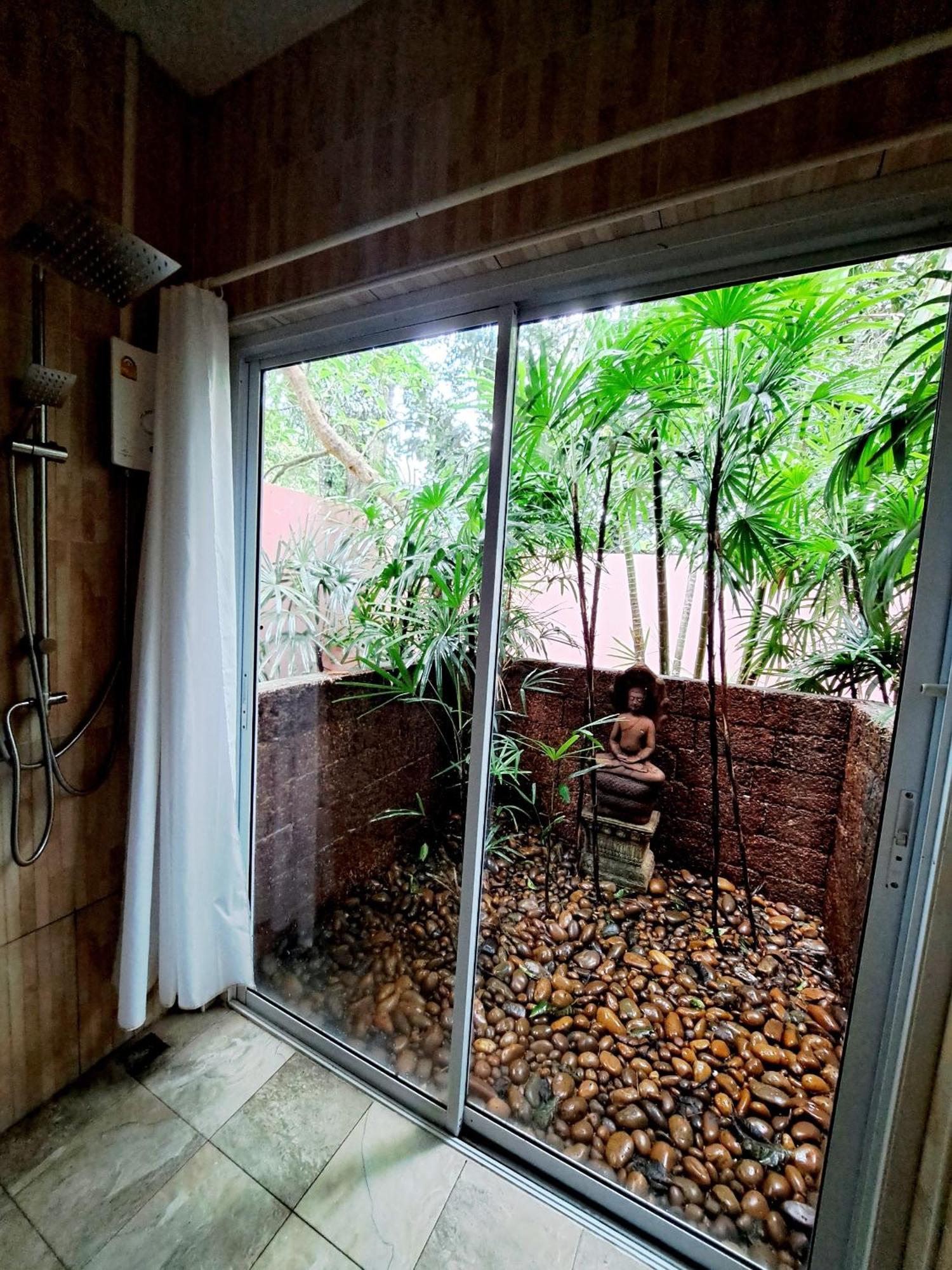 Laura Guest House-Adult Only- Hua Thanon strand Eksteriør bilde