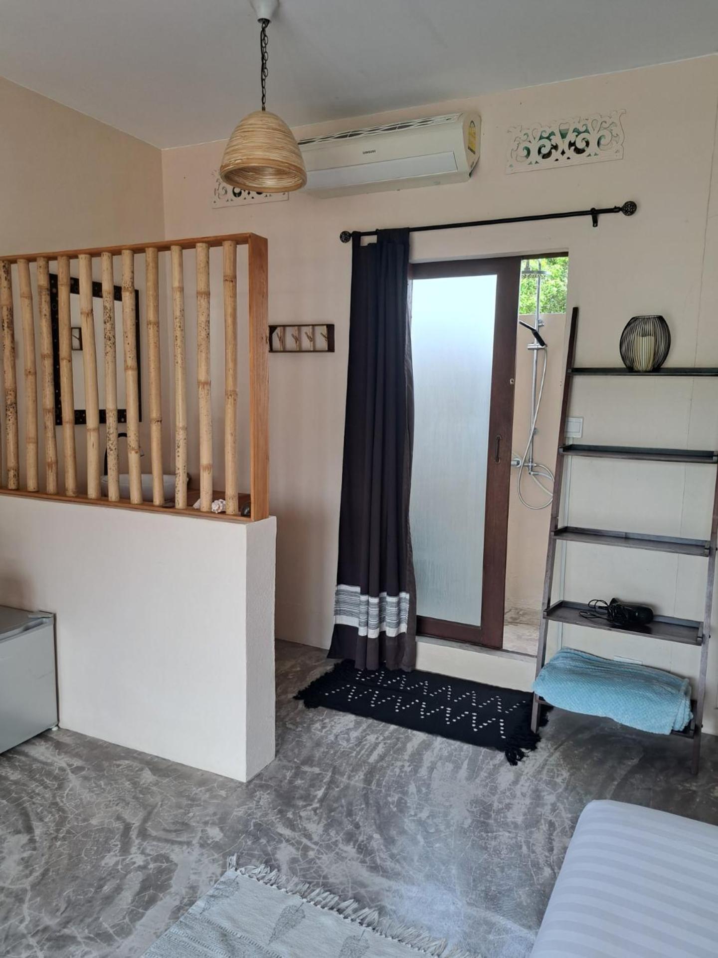 Laura Guest House-Adult Only- Hua Thanon strand Eksteriør bilde