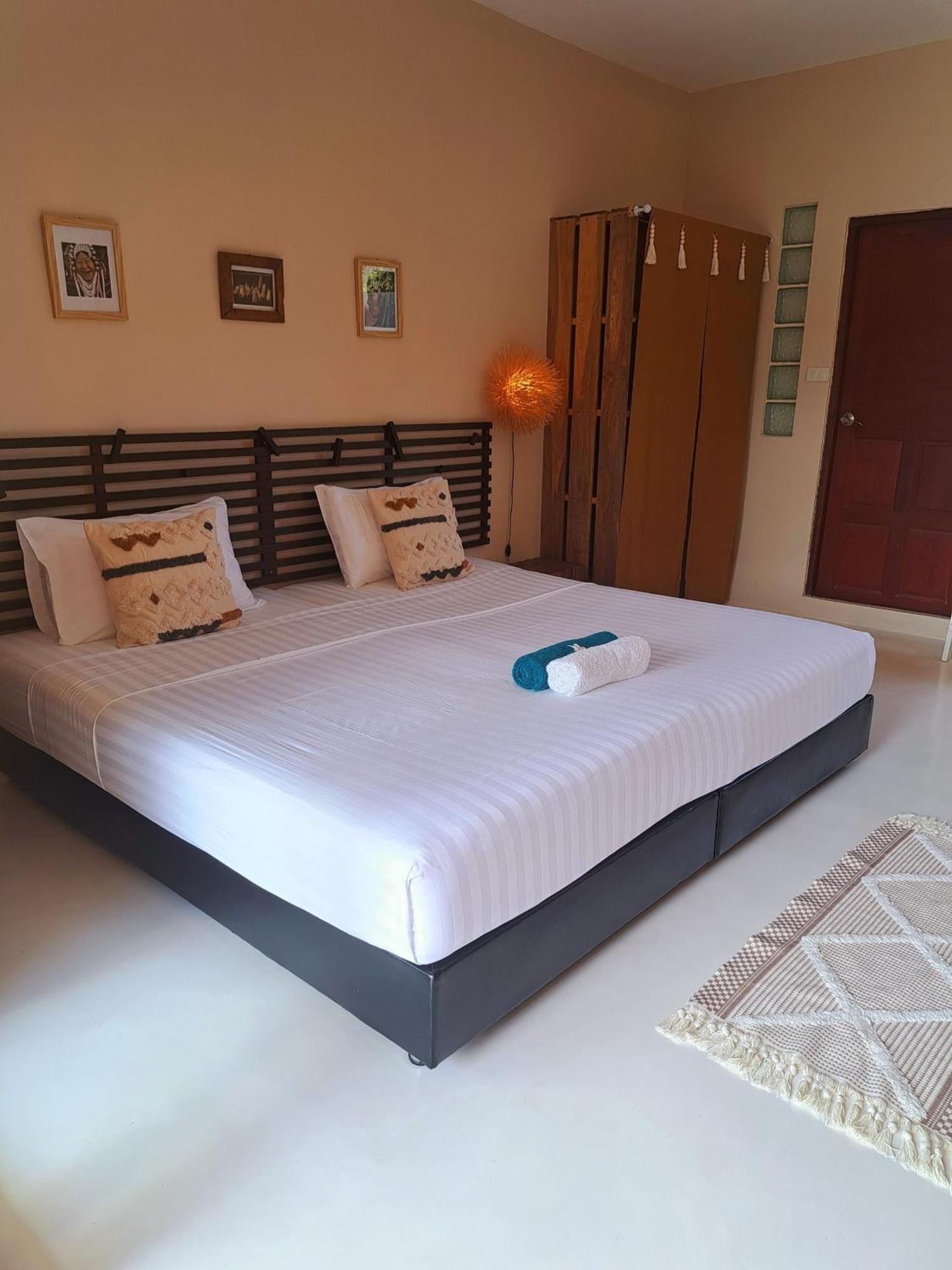 Laura Guest House-Adult Only- Hua Thanon strand Eksteriør bilde
